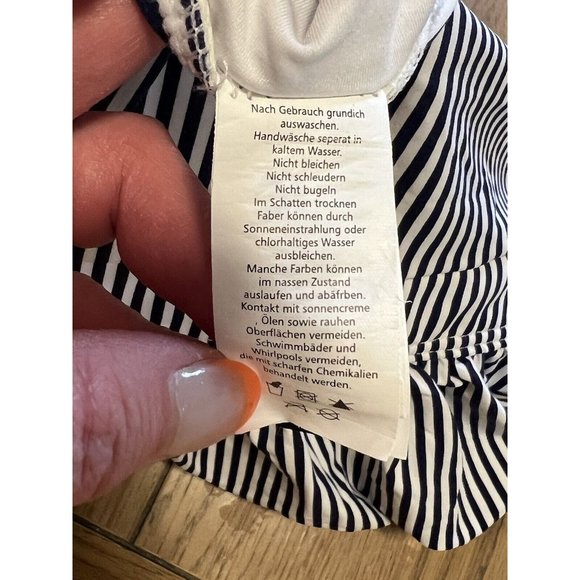 Nip Tuck Swim Navy & White One Piece Multi Fit Cup Bathing Suit USA Size 4 - Picture 15 of 16